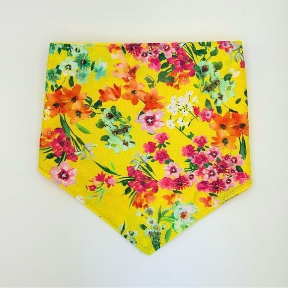 Haus of Marlee Other - Floral Pet Bandana